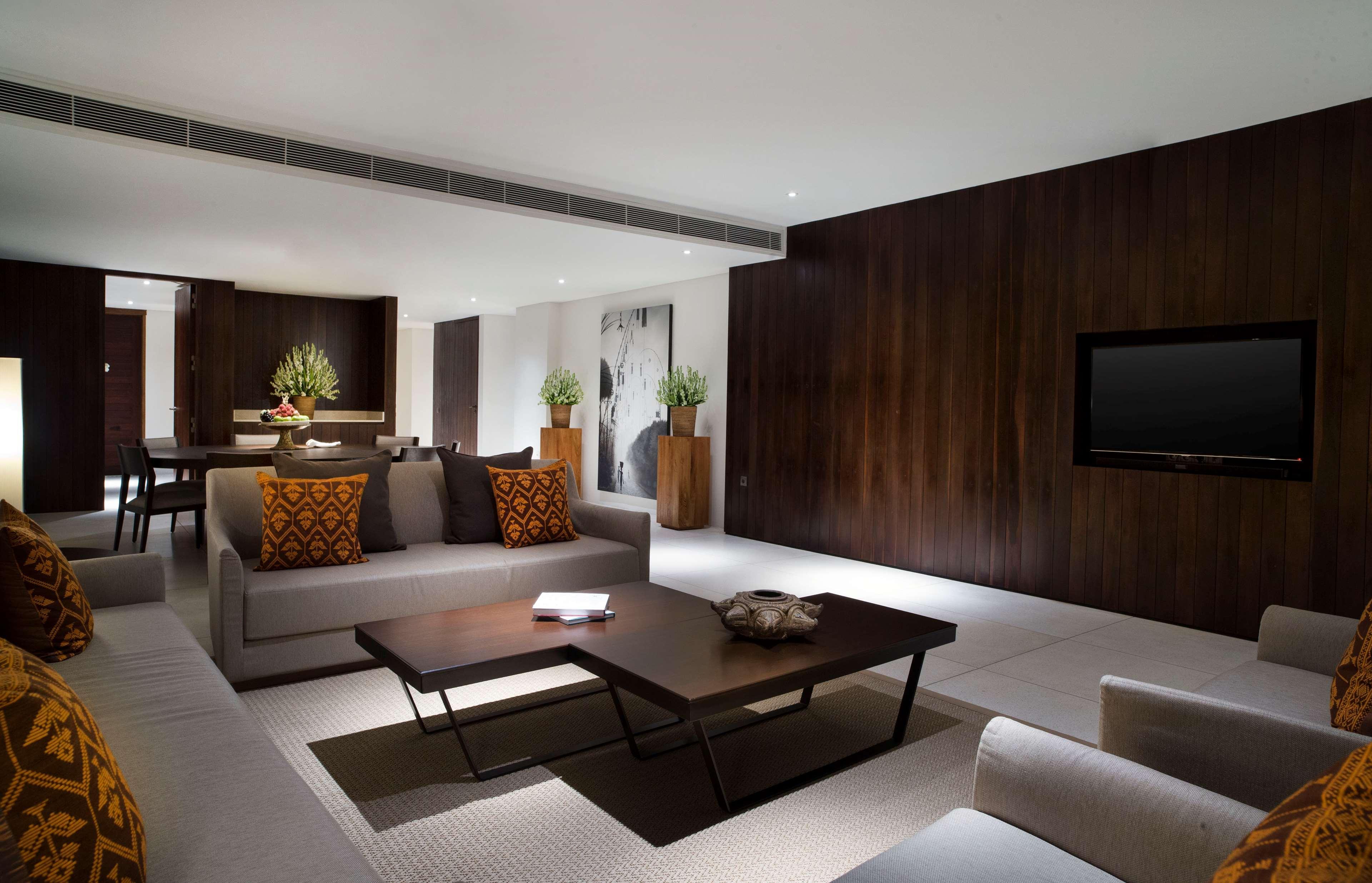 Hotel Alila Seminyak Esterno foto The living room of a suite at The Oberoi, Mumbai
