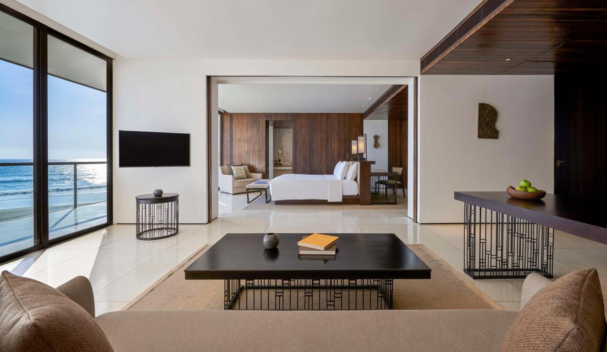 Hotel Alila Seminyak Esterno foto A suite at the hotel