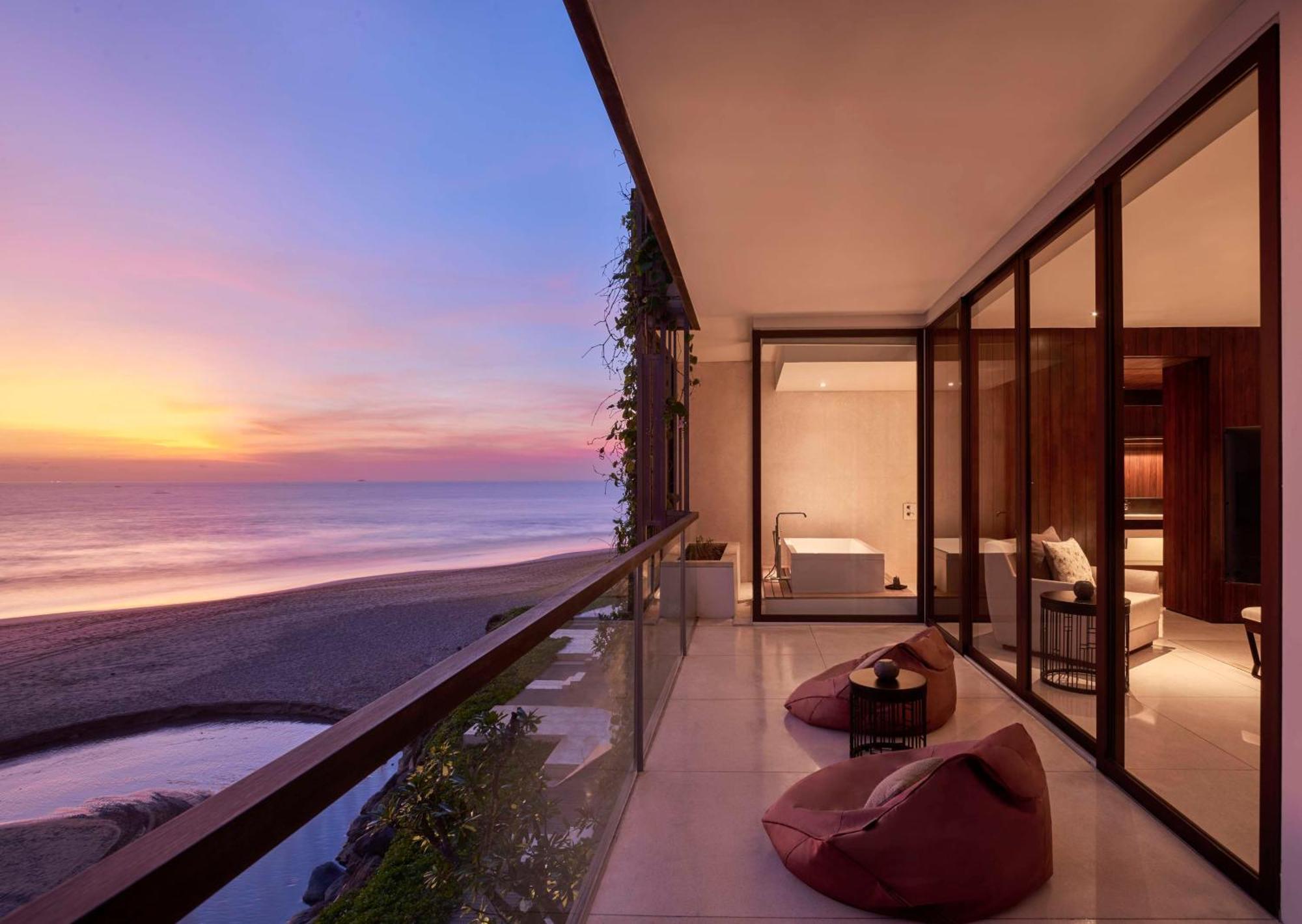 Hotel Alila Seminyak Esterno foto The Beachfront Residences